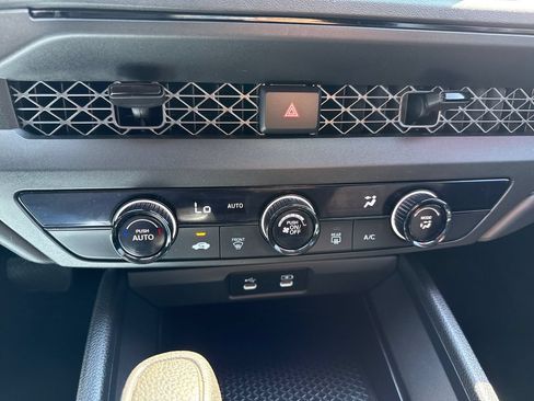 Certified 2023 Honda Accord LX image 30