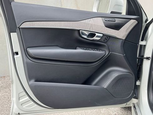 Used 2022 Volvo XC90 T6 Inscription w/ Advanced Package image 11