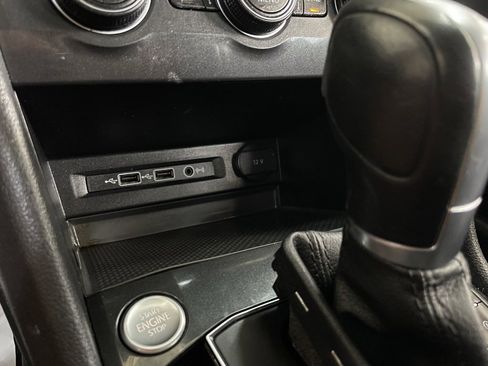 Used 2019 Volkswagen Tiguan SEL image 33