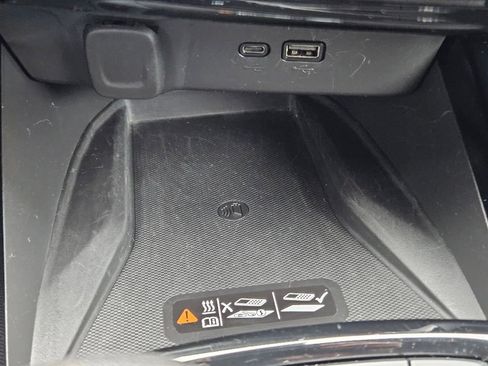 Used 2025 Chevrolet Trax RS w/ Sunroof Package image 25