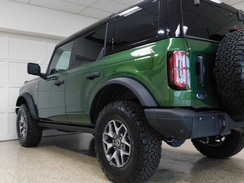 Used 2024 Ford Bronco Badlands image 82