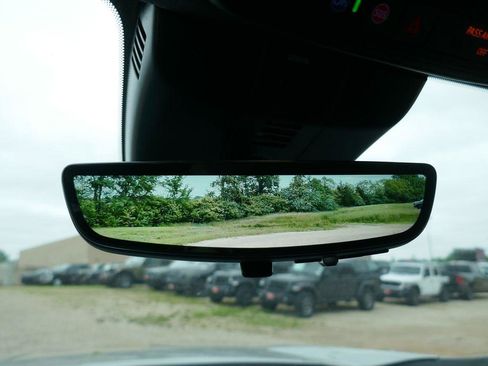 New 2026 GMC Acadia AT4 AWD/4WD image 22