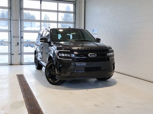 Used 2024 Ford Expedition Max Limited image 42