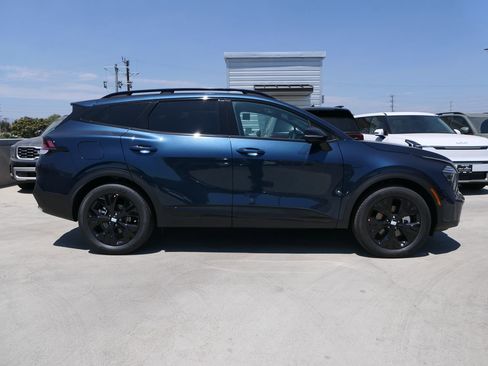 New 2025 Kia Sportage X-Line Prestige image 2