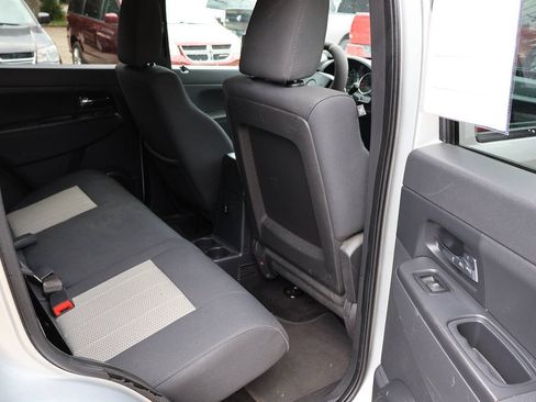 Used 2009 Jeep Liberty Rocky Mountain AWD/4WD image 24