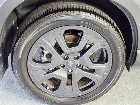 Certified 2025 Subaru Ascent Onyx Edition image 3