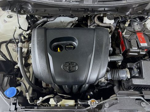 Used 2019 Toyota Yaris LE image 39