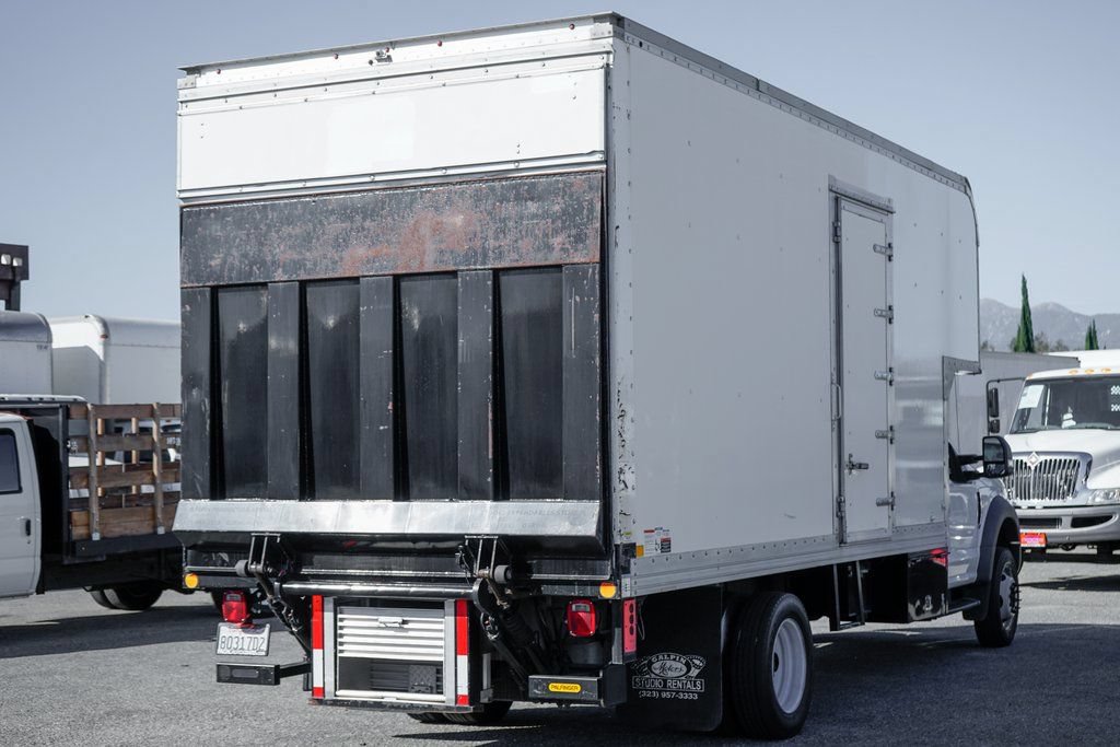 Used 2017 Ford F550 2WD Regular Cab Super Duty image 14