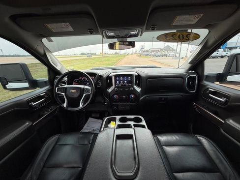 Used 2023 Chevrolet Silverado 3500 LT w/ Convenience Package image 15