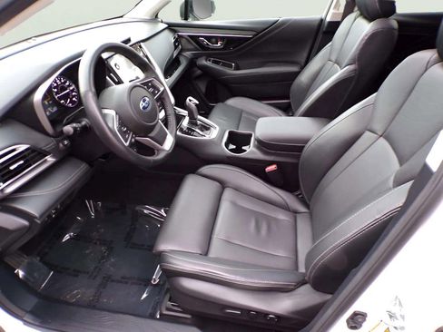 Used 2022 Subaru Outback Limited image 15