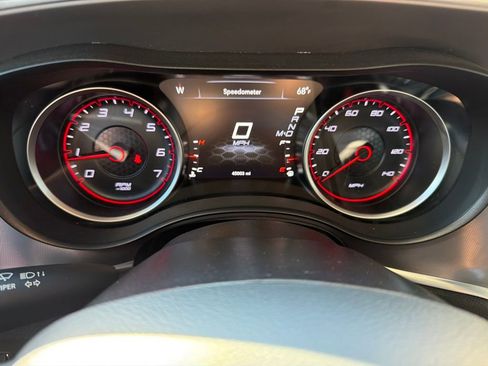 Used 2022 Dodge Charger SXT RWD image 28