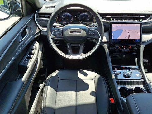 New 2025 Jeep Grand Cherokee Limited w/ Trailer Tow Package image 7