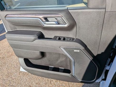 New 2026 Chevrolet Silverado 1500 LTZ w/ Z71 Off-Road Package image 20