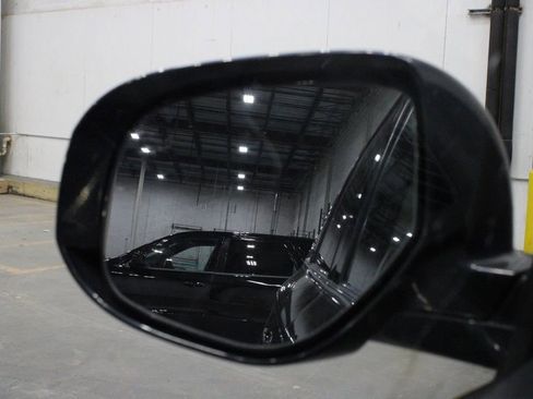 Used 2020 Mitsubishi Outlander SEL image 33