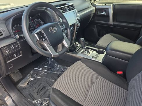 Used 2024 Toyota 4Runner SR5 AWD/4WD image 9