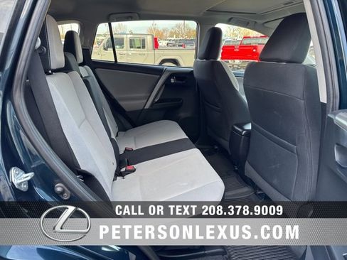 Used 2018 Toyota RAV4 XLE image 17