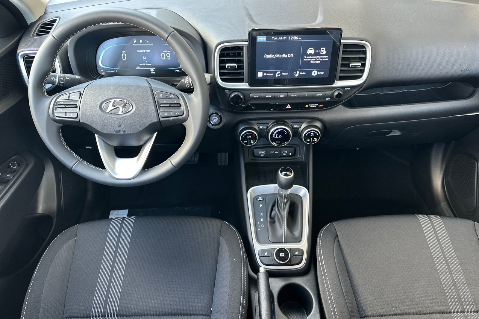 New 2026 Hyundai Venue SEL FWD image 14