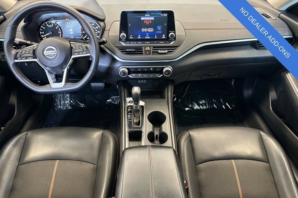 Used 2020 Nissan Altima 2.5 SR w/ Premium Package FWD image 14