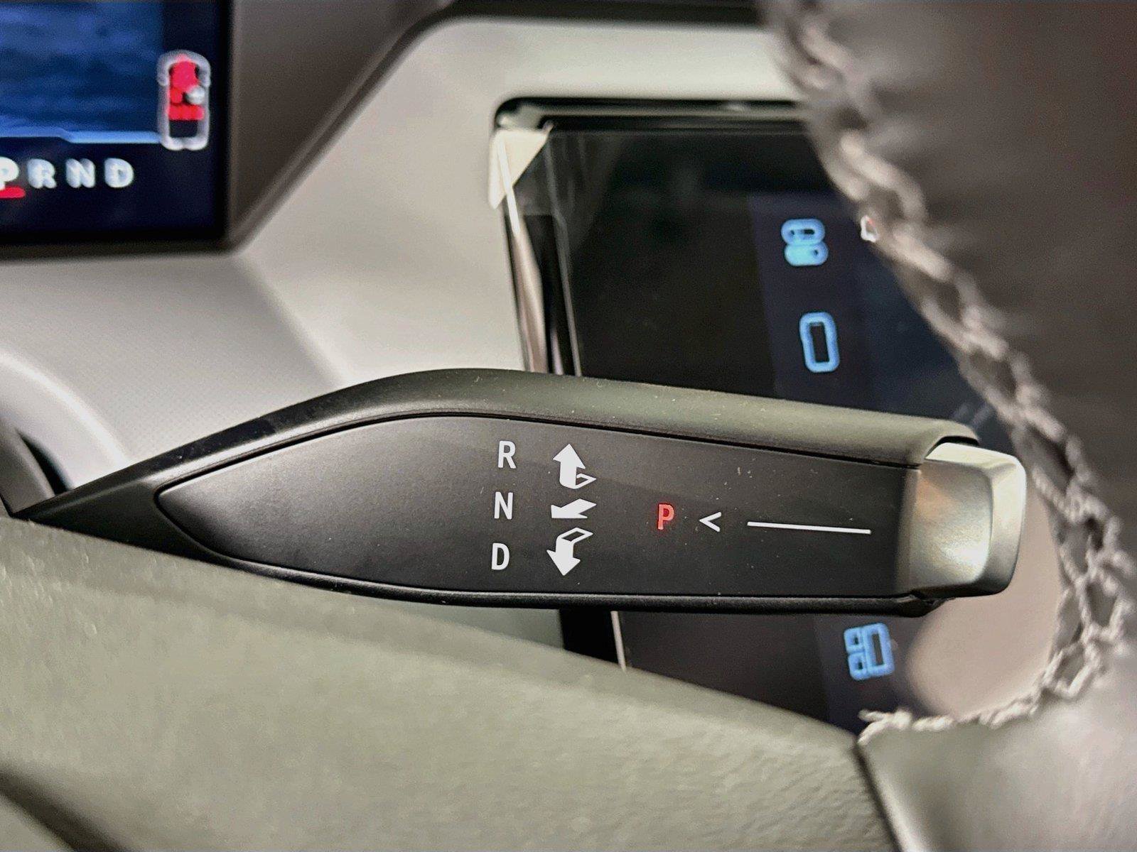 New 2027 Chevrolet Bolt LT w/ Comfort Package FWD image 11