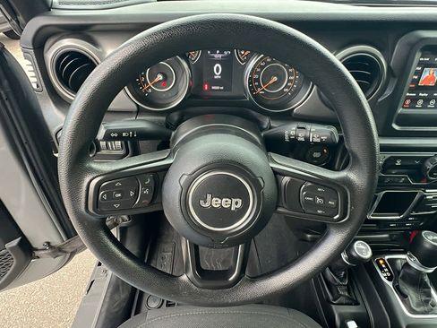 Certified 2022 Jeep Wrangler Unlimited Sport image 18