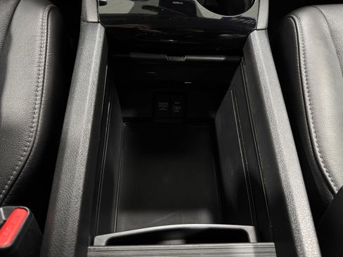 Used 2022 Honda Pilot Touring image 15