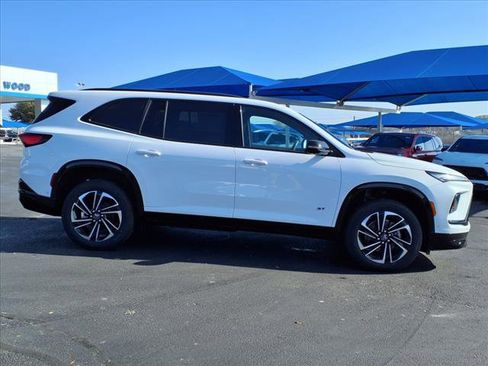 New 2025 Buick Enclave Sport Touring w/ Super Cruise Package image 4
