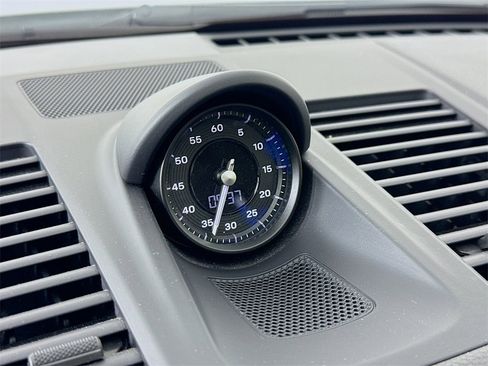 Used 2020 Porsche 911 Carrera image 17