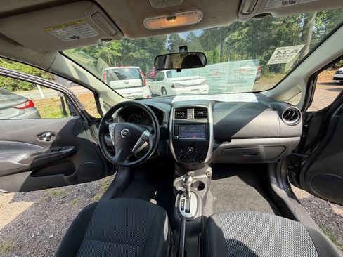 Used 2019 Nissan Versa Note SV FWD image 22