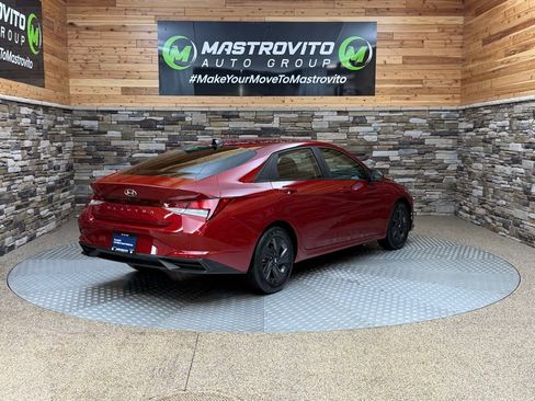 Certified 2023 Hyundai Elantra SEL w/ Cargo Package image 9