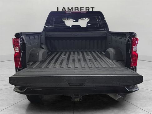 Used 2025 Chevrolet Silverado 2500 Custom w/ Custom Value Package image 13