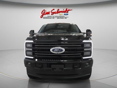 Used 2025 Ford F250 Platinum image 3