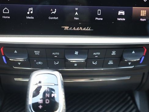 Certified 2022 Maserati Quattroporte Trofeo image 20