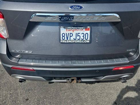 Used 2021 Ford Explorer Limited w/ Hybrid Equipment Group 310A image 8