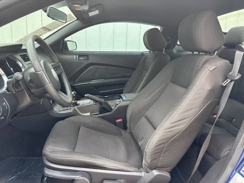 Used 2012 Ford Mustang GT RWD image 18