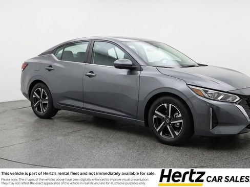 Used 2025 Nissan Sentra SV image 1