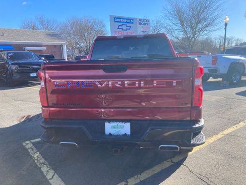 Used 2021 Chevrolet Silverado 1500 LT Trail Boss w/ LPO, Dark Essentials Package image 6