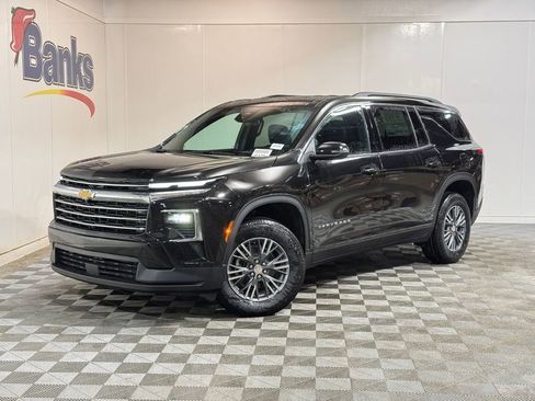 New 2026 Chevrolet Traverse LT AWD/4WD image 2