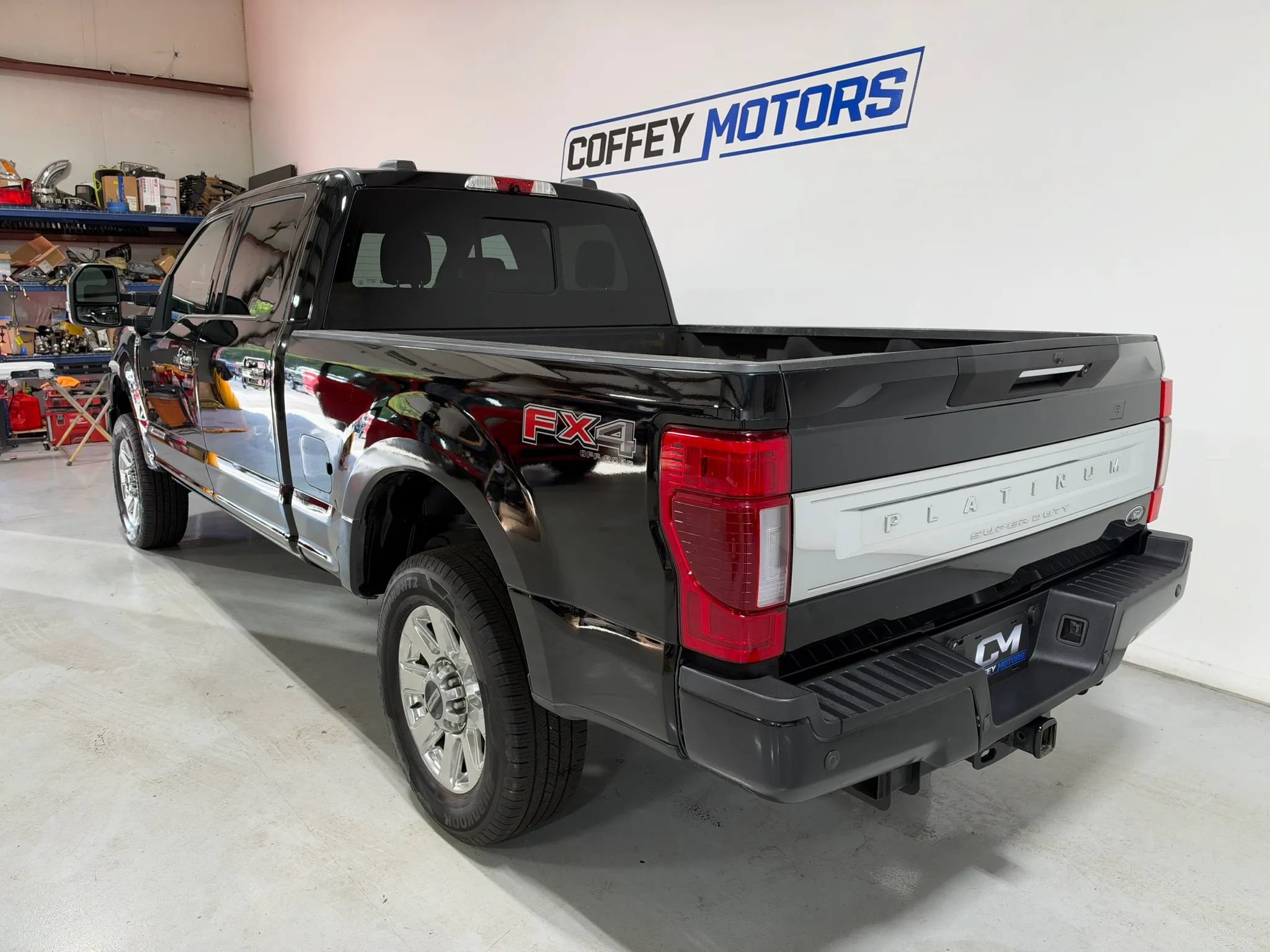 Used 2020 Ford F250 Platinum AWD/4WD image 4