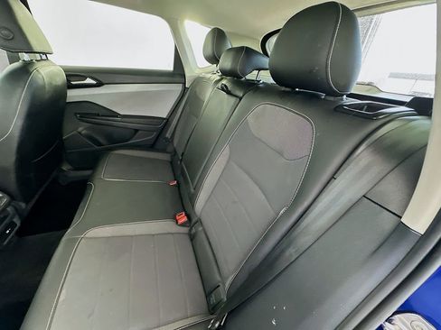Used 2022 Volkswagen Taos SE image 24