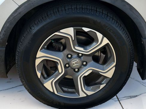 Used 2018 Honda CR-V EX image 5