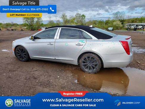 Used 2013 Cadillac XTS Luxury w/ Driver Awareness Package AWD/4WD image 3