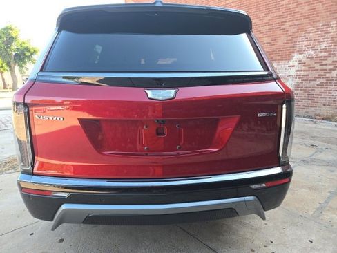 New 2026 Cadillac Vistiq Sport image 6