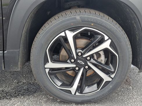 Used 2022 Chevrolet TrailBlazer RS w/ Sun and Liftgate Package AWD/4WD image 8