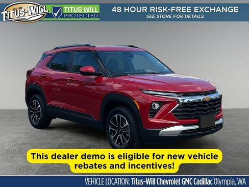 Used 2026 Chevrolet TrailBlazer LT w/ LPO, Trailering Package AWD/4WD image 1