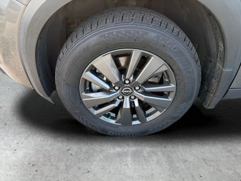 Certified 2023 Nissan Pathfinder S FWD image 34