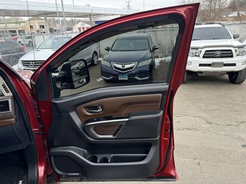 Used 2016 Nissan Titan PRO-4X image 13