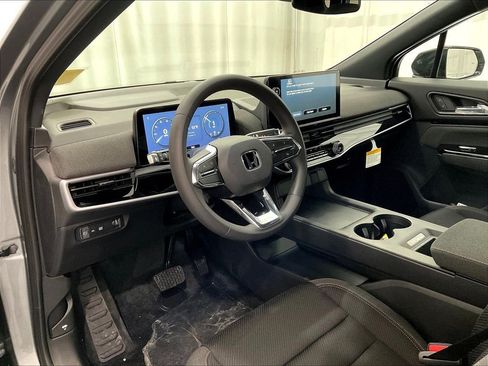 New 2025 Honda Prologue EX image 8