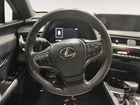 Used 2021 Lexus UX 200 w/ Accessory Package (Z1) FWD image 12