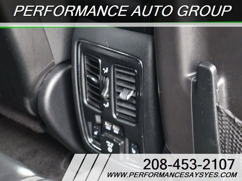 Used 2018 Jeep Grand Cherokee Limited image 11