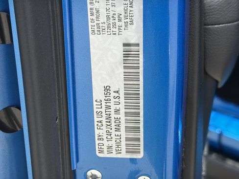 Used 2026 Jeep Wrangler Sport AWD/4WD image 34